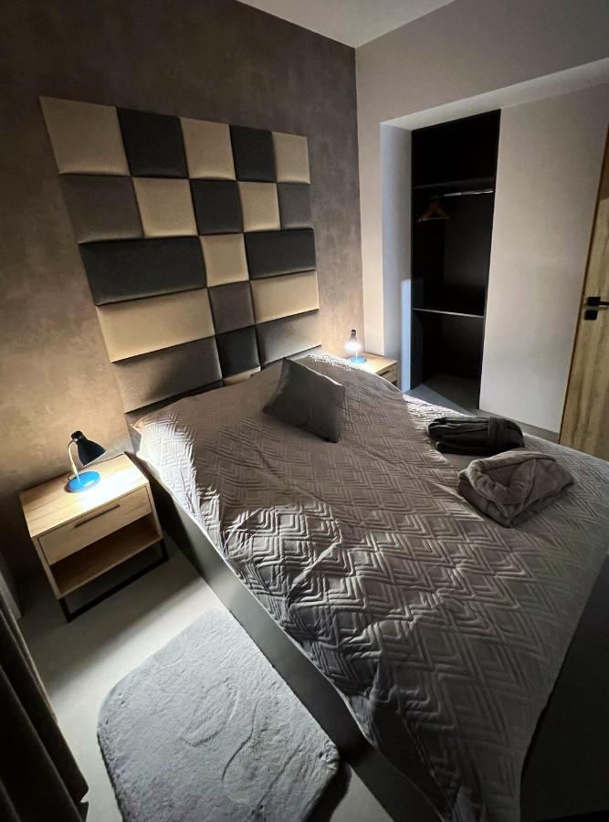 Prestige 12 Apartment Zator